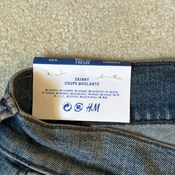 NWT H&M Denim 32x32 - Picture 3 of 3